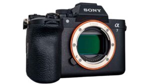 Sony A7 V — Amatörden Profesyonele: Gerçek Flagship Performansı ve Yapay Zekâ